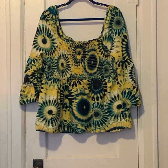 Terra & Sky Bell Sleeve Smock top NWOT - Picture 2 of 8